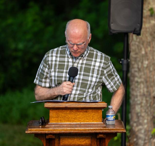 Kevin Anderson Leads the Invocation